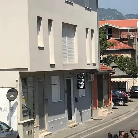بيت ضيافة Comfort M&s موستار